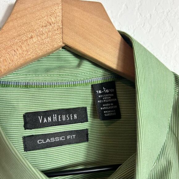 VAN HEUSEN CLASSIC FIT GREEN BUTTON DOWN MEN SHIRT LARGE BRAND NEW - Picture 4 of 6